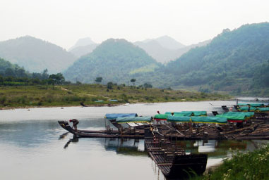 安慶白馬潭天險(xiǎn)河漂流天氣