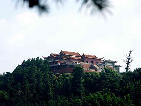 宜賓長(zhǎng)寧佛來(lái)山天氣